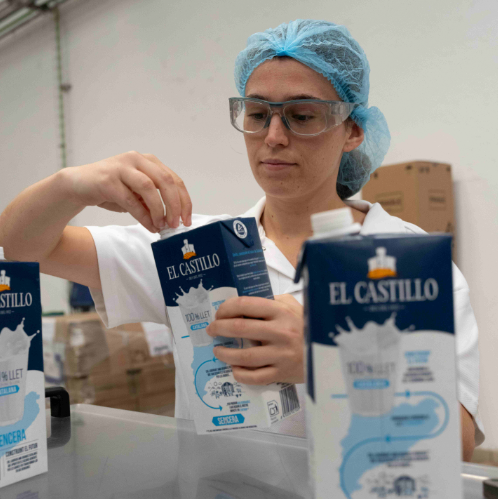 Lactalis invierte más de 5,2 millones en Cataluña, genera cerca de 300 empleos y celebra el centenario de El Castillo, reafirmando su compromiso con el territorio catalán