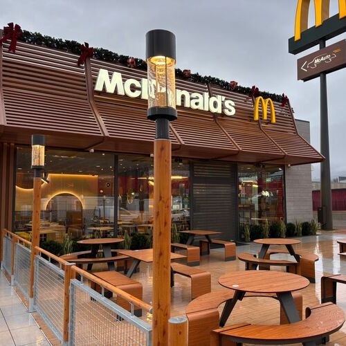 McDonald’s impulsa su crecimiento en La Jonquera, Zaragoza y Barcelona con tres nuevas aperturas