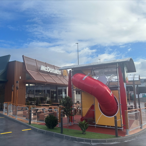 McDonald’s inaugura su primer restaurante en Mos y continúa impulsando su crecimiento en Galicia