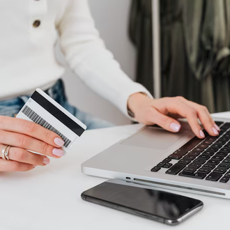 ¿Cómo encontrar las mejores ofertas este Black Friday? Expertos en tecnología comparten sus secretos