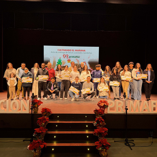 La Fundación Primaflor refuerza su Plan Social de Acción Educativa con la entrega de 20 becas a los hijos de sus trabajadores
