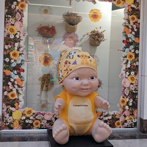 Fundación Juegaterapia lleva por primera vez la magia solidaria de los “Baby Pelones” a los centros comerciales de la mano de Savills