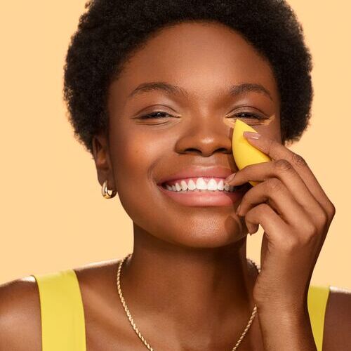 Transforma tu rutina de belleza con el trío mágico de Real Techniques: Las esponjas esenciales que necesitas para un maquillaje impecable