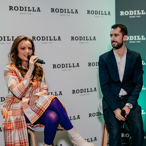 Cuenta atrás para el Benidorm Fest: Rodilla y ASHA presentan en primicia el videoclip de “Turista”