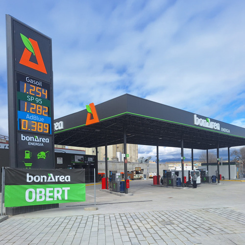 bonÀrea amplía su red de gasolineras con una nueva estación en Balaguer