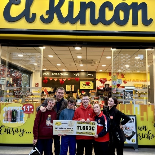 El Rincón recauda 11.663€ para la asociación Up&Down gracias a su Calendario Solidario