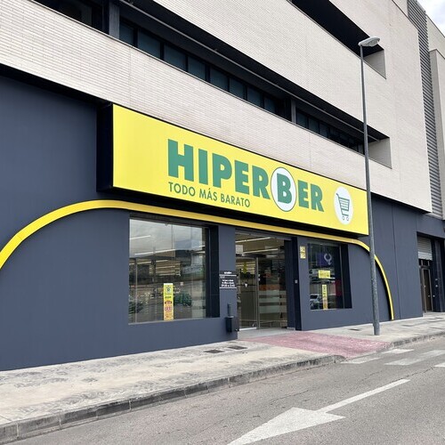 Hiperber abre su primer supermercado de 2026 en Ontinyent y alcanza los 90 centros en funcionamiento