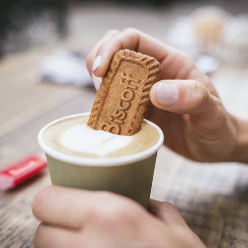 Lotus Bakeries presenta en HIP la nueva imagen de su icónica galleta