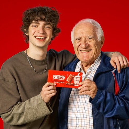 Merendar con los abuelos, el plan de tarde ideal que hace feliz a la GenZ