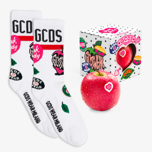 GCDS x PINK LADY®: La fruta conquista el mundo de la moda