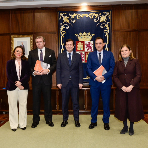 EFCL y Vitartis entregan a Mañueco una propuesta con más de cien medidas concretas y factibles de mejora para dinamizar la actividad empresarial en el medio rural