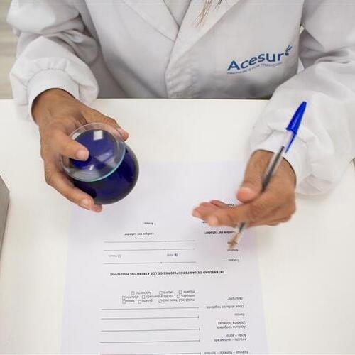 Acesur avala la calidad de sus aceites con la renovación de la acreditación ENAC de su panel de cata