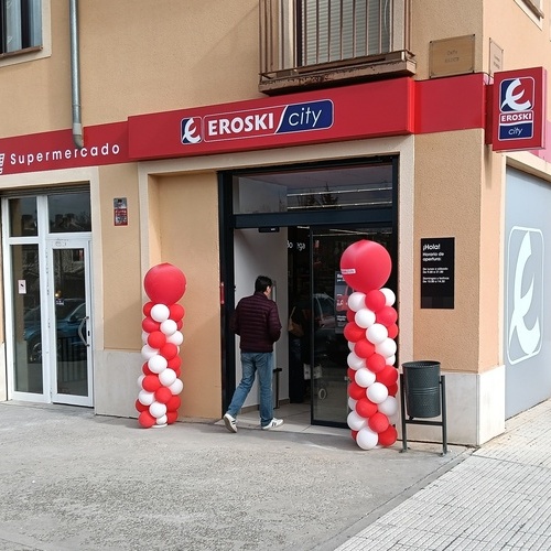 EROSKI inaugura un nuevo supermercado franquiciado en Torrecaballeros, Segovia