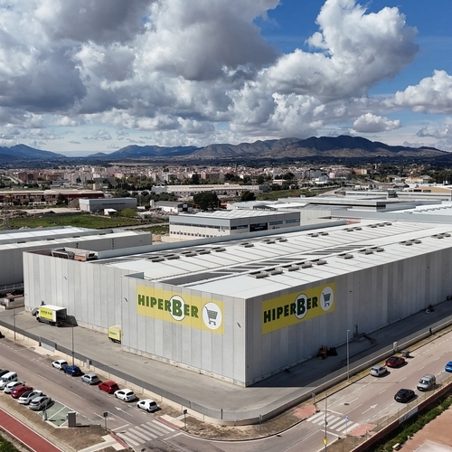 Hiperber inaugura la ampliación de su plataforma logística en Novelda y alcanza los 20.000 metros