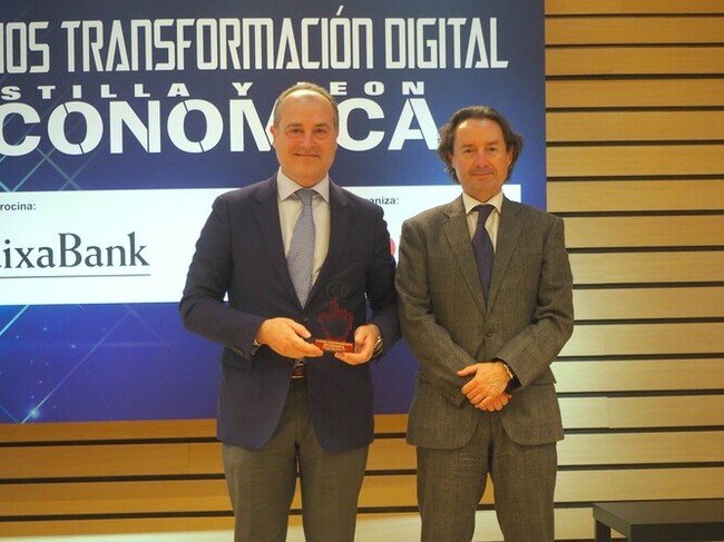 canaldis-gullon-reconocimiento-mejor-empresa-premios-transformacion-digital-cyl-davidcasan