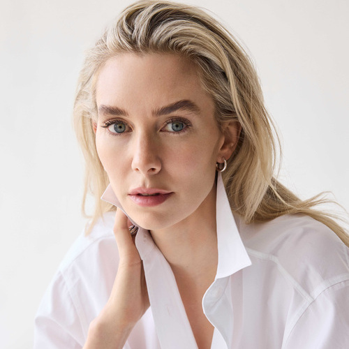 Lancôme da la bienvenida a Vanessa Kirby como embajadora global