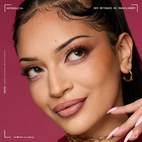 Dale forma, esculpe y tiñe tus labios con el nuevo delineador de NYX PMU por solo 11,95€ y combínalo con tu gloss favorito
