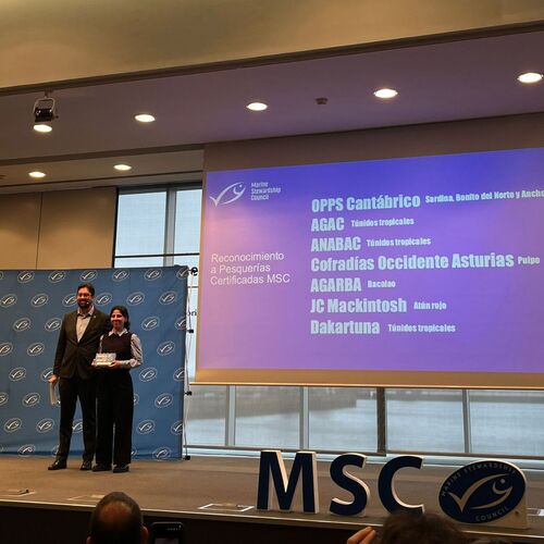 La flota atunera española de AGAC recibe el galardón de los IV Premios Mares Para Siempre de MSC en reconocimiento a su compromiso con la pesca sostenible