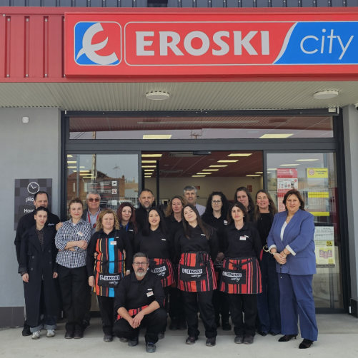Vegalsa-Eroski y Soltra Group reabren su supermercado inclusivo de Carrizo de la Ribera (León) con el doble de superficie comercial