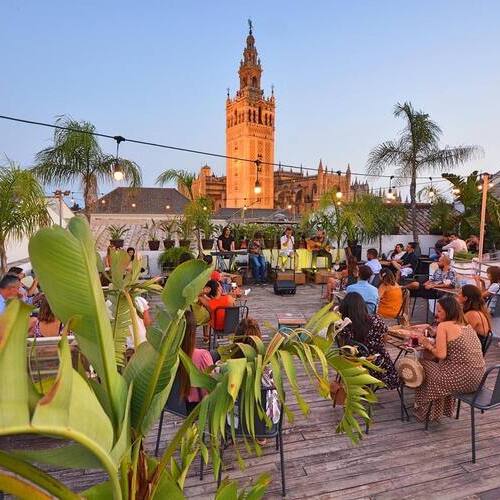 Gin MG propone una ruta para vivir la Feria de Abril