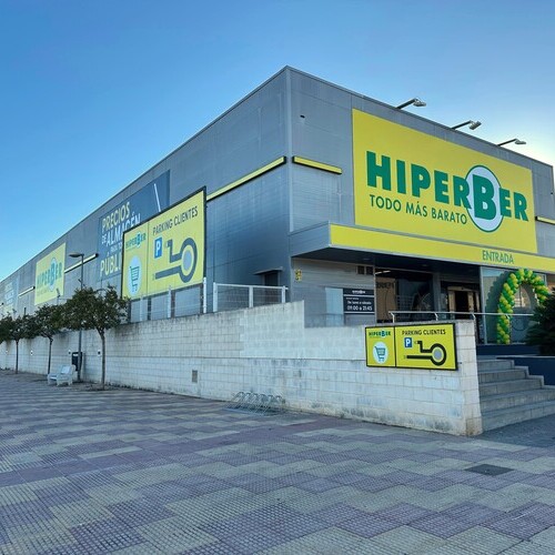 Hiperber refuerza su presencia en la provincia de Valencia con un nuevo supermercado en Cullera 