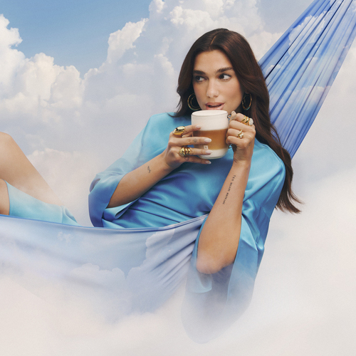 Adéntrate en el nuevo mundo Vertuo de Nespresso, con la embajadora mundial de la marca, Dua Lipa