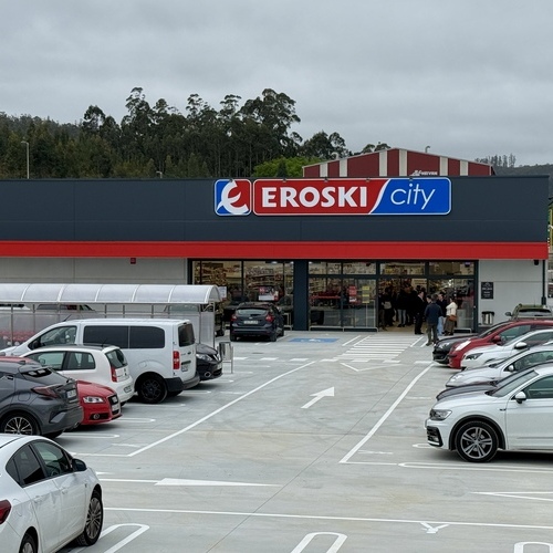 El Eroski City de Ortigueira abre en una nueva ubicación con el doble de superficie comercial y 66 plazas de aparcamiento